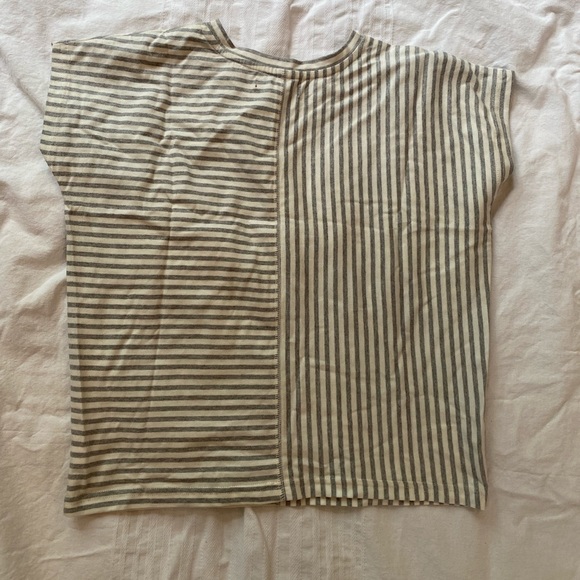 Girls large striped short sleeve tee - Picture 2 of 4
